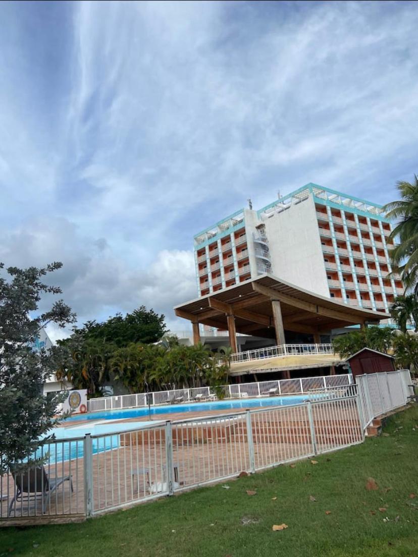 Le Calypso, Beachside Heaven Le Gosier  Buitenkant foto